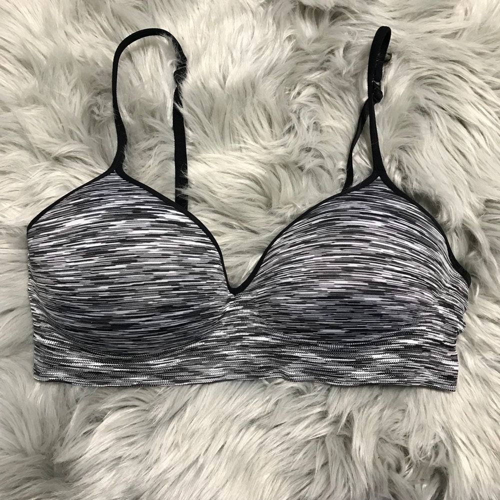 Black and Gray Push-Up Sports Bra